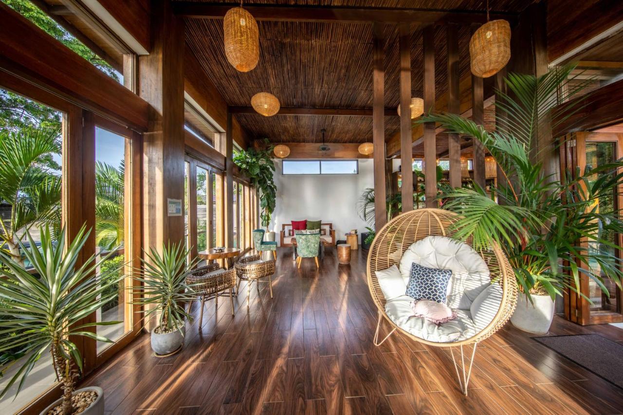 Ahana Resort Эль-Нидо Экстерьер фото